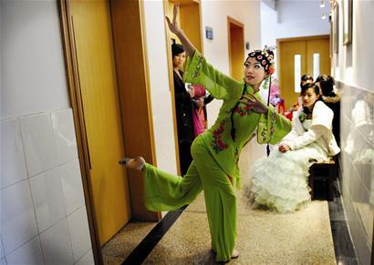 图文:三千余名中小学生角逐艺术小人才