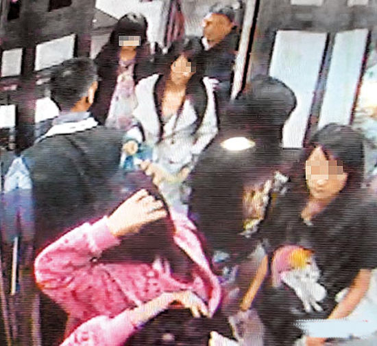 台湾15岁少年组织12<em>岁少女卖淫</em>月赚300万(图