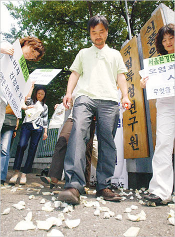 近半韩国人想移民国外 对韩国社会感到厌倦(图