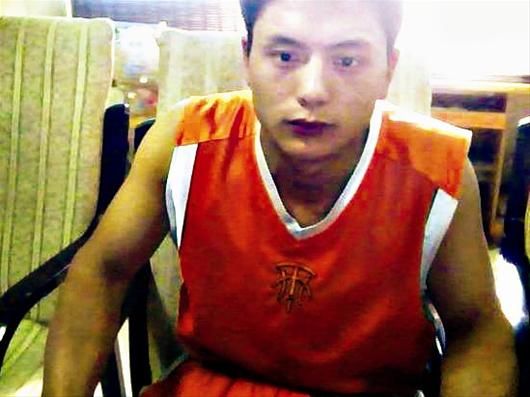 图文:爆炸前夕一背包男雇了赵登用