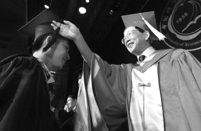 �пƴ����2012�챾������ҵ����ͼ��