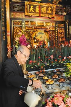 ̨�����������ս�������ѹ�ᣨͼ��