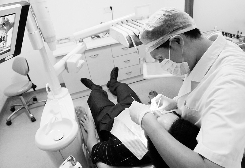 厦门口腔医疗机构感染控制调查:口腔诊室里的