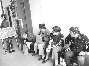 重阳节持老年证被挡景区外