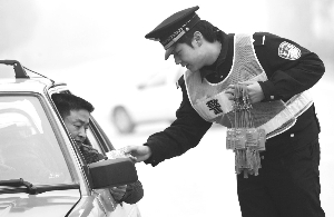 关于小卡片大作用的研究生毕业论文开题报告范文