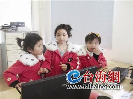 �������磬С�̺죨�ң��ͽ�㡢����һ������˼��������