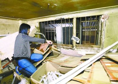 �¶����˶�Ʒ�Ƶ�ֿ�Ĵ��������˱����ϡ��������� ��