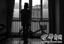 15��Ů����ҹ�ܻ���Ʊ�ĸ�׾ȳ� ������ǿ��
