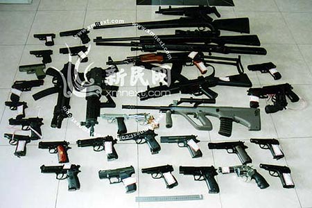 男子销售仿真枪构成非法买卖枪支罪获刑8年(图