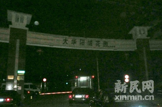 10岁男孩玩耍时触电身亡疑电线杆漏电(组图)