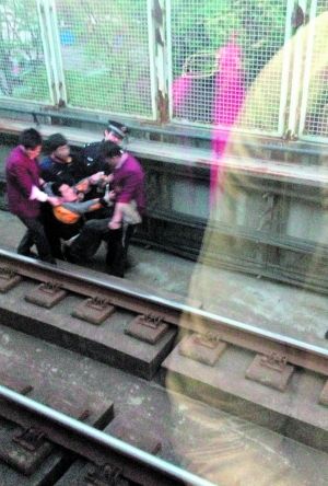 �������ӱ�̧������ �����Ŀ� @Stronger_��ǿ ͼ