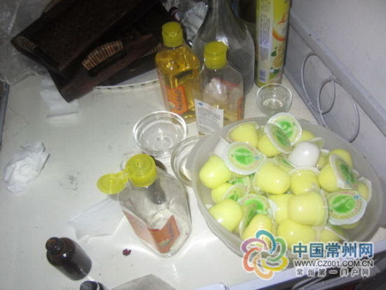 ����ɫ�鰴Ħ�Ĺ�����