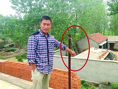 13岁男孩及时为妹妹做心脏复苏救回一命(组图