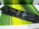 Ħ RAZR2 V8