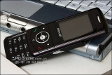 三星 SGH-D528