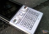 ᰮ T700