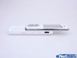 LG KM710