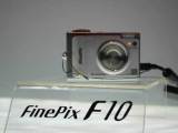 ʿ FinePix F10 