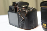 ῵D3200