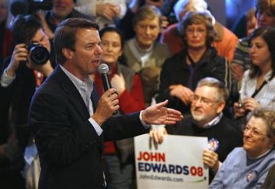 美国总统选举今日开始党内初选 竞选人势均力