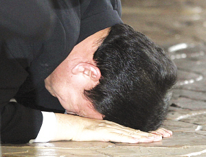 <em>他信</em>回国_新闻中心_新浪网