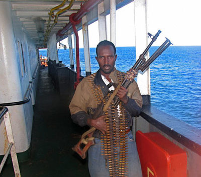 索马里海盗称已转移所劫沙特巨轮