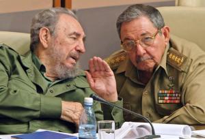 古巴现任总统劳尔·卡斯特罗和前任总统,他的哥哥菲德尔·卡斯特罗