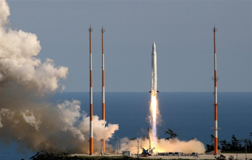 韩国首枚运载火箭发射升空卫星未进入预定轨道