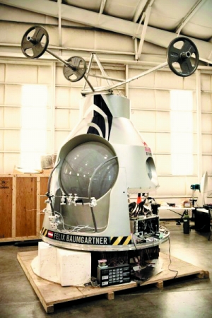 超音速跳伞 挑战3万米高空