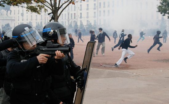 法國因大罷工每天至少損失1億英鎊