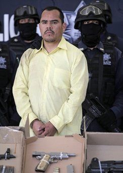 墨西哥大毒枭落网曾是警官 行头酷似布拉德·