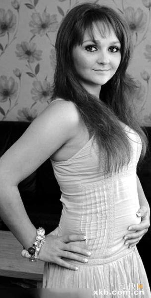 8岁化妆、13岁拍<em>裸照</em>、15岁怀孕_新闻中心_新