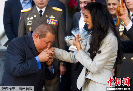 2012��1��4�գ�ί������������˹��ί��������ͳ��Τ˹�Ӽ�2011����С��ھ�����Ivian Sarcos��