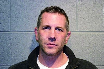 美国华裔再曝灭门惨案 一家四口全部身亡 包括