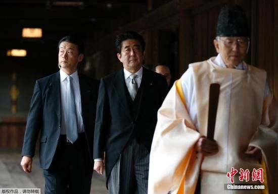 日本540名民众起诉安倍参拜靖国神社违宪 吁停止