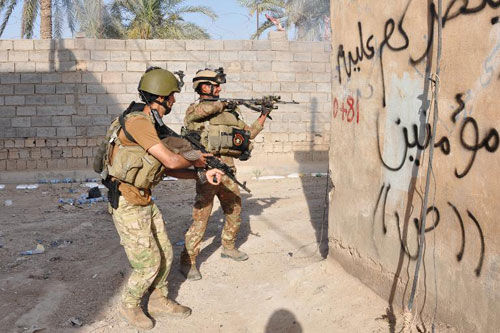 伊拉克反政府武装占领第二大城市 约50万人逃离
