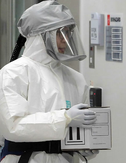 韩国4名护士因恐慌埃博拉辞职|埃博拉