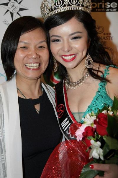 2015世界小姐加拿大赛区 华裔包揽冠亚军[1]