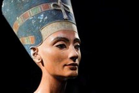 德国拒绝归还古埃及最美王后雕像(图)