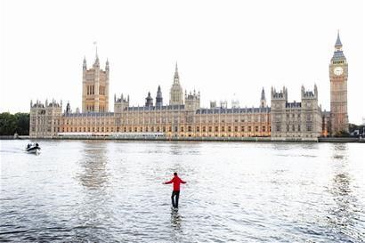 英国伦敦人口_伦敦贫困人口分布图-英国展出十张改变世界地图 中国地球仪入(2)