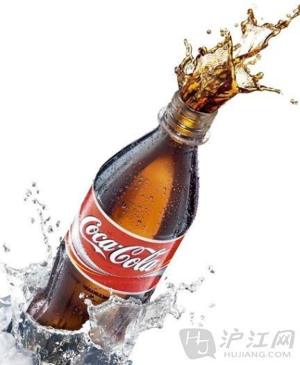 可乐将换上塑料袋新衣告别瓶装时代(视频)