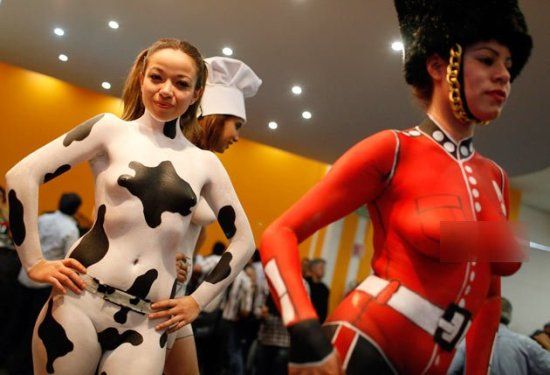 双语盘点全球十大情色博览会(组图)