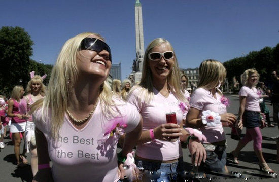 中国学生留学艳遇率最高国家 拉脱维亚第一