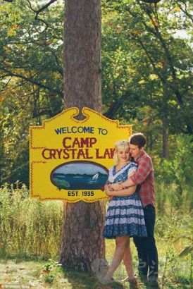 A sign for Camp Crystal Lake is the only clue that all may not be well in this couple's paradise. һˮ·ƳΪΨһİʾǵ԰нֲ⡣