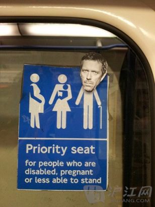 3. This sign appeared: Priority seatfor people who are disabled, pregnant or less able to stand. ϳŸʾר˲ʿиɾվʿר