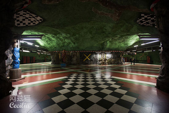 全世界最艺术最炫的地铁站