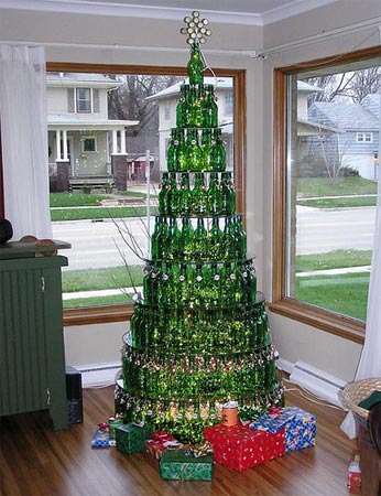 15种非主流圣诞树：空瓶子和旋转的(组图)