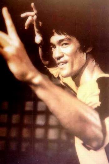 李小龙死前的那夜到底发生了什么？(图)