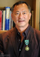 杜琪峰获颁荣誉勋章