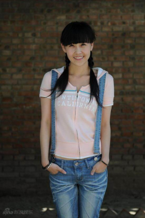 张馨怡：在《鲜花朵朵》中爱上张嘉译